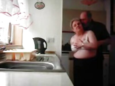 مفلس اللعوب الساخنة الاستمناء سكس الاخ والاخت مترجم في الحمام